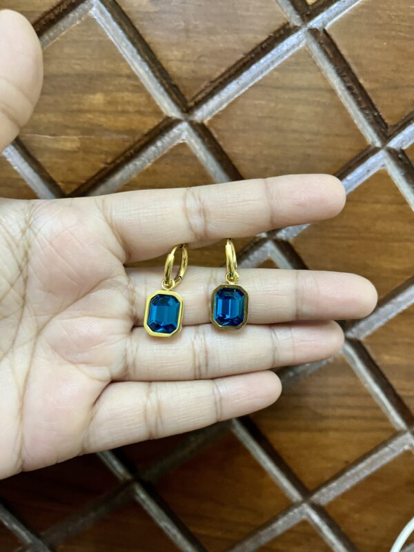 anti tarnish blue gem earrings